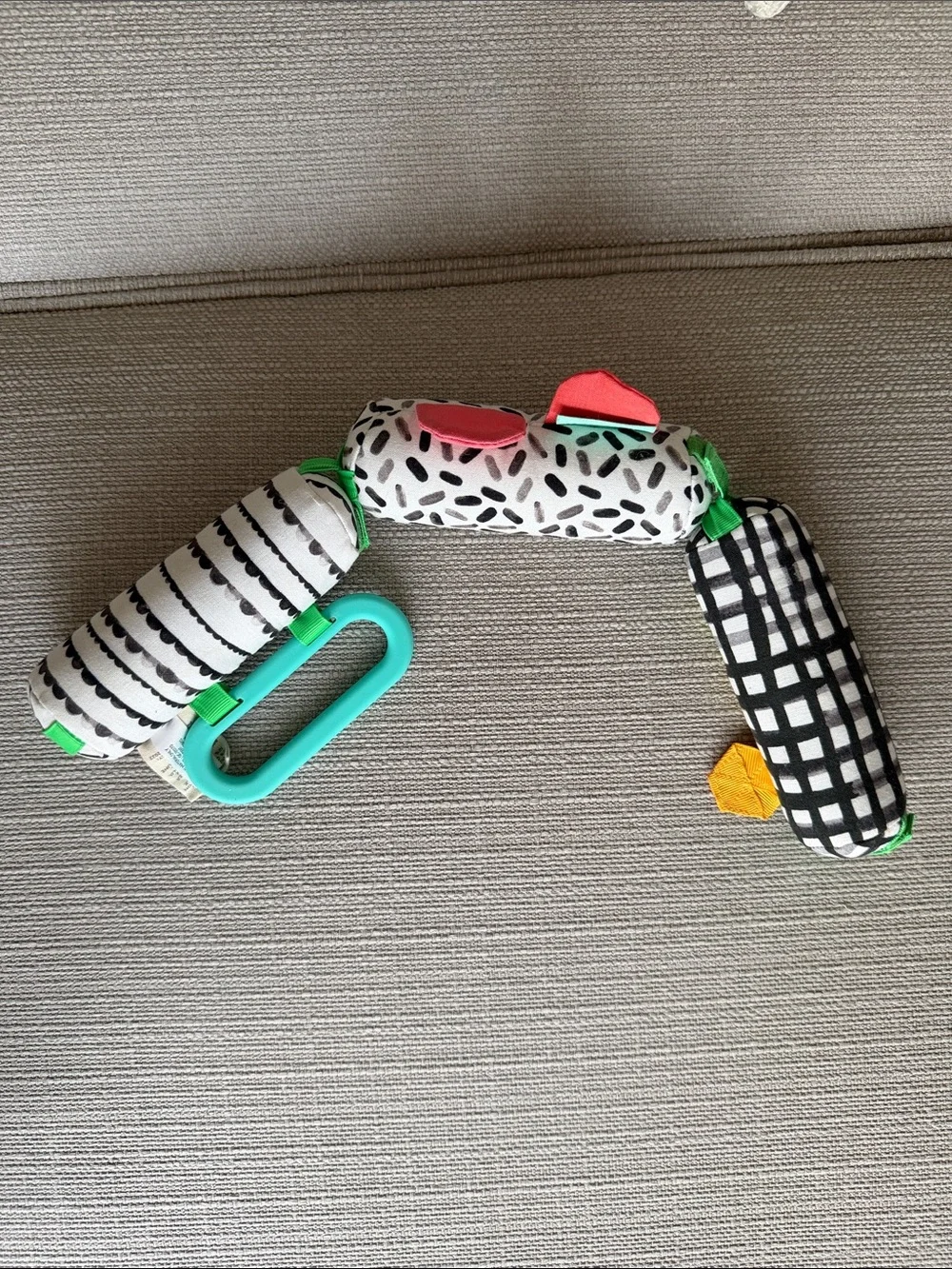 Lovevery sensory links toy